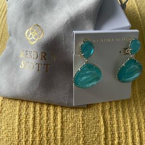 Kendra Scott clip on earrings